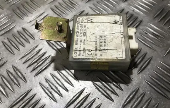 Mazda 626 Immobilizer control unit/module gg2m675d2 41607