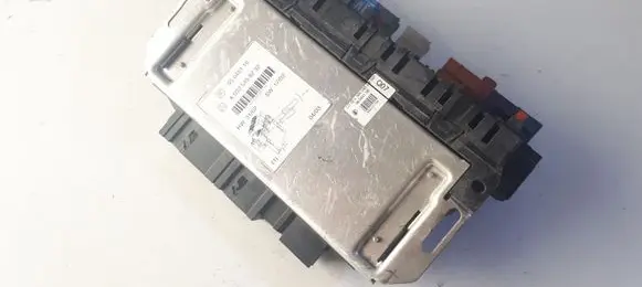 Mercedes-Benz S W220 Fuse module 05045116 A0325458232