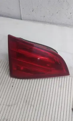 Tailgate rear/tail lights