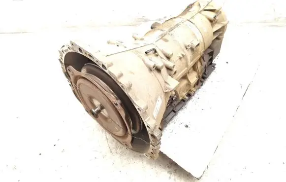 Land Rover Discovery 3 - LR3 Automatic gearbox TGD500570 6HP26