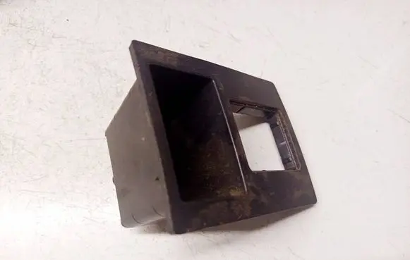 Toyota RAV 4 (XA30) Other interior part 5892542010