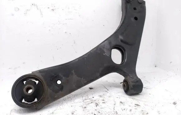 KIA Sportage Front lower control arm/wishbone