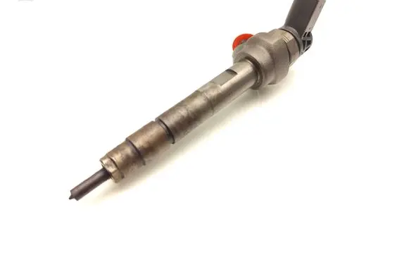 BMW 5 F10 F11 Fuel injector 7810702 0445110382