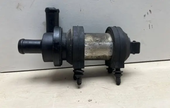 Audi 80 90 S2 B4 Electric auxiliary coolant/water pump 0392020054 034965561C