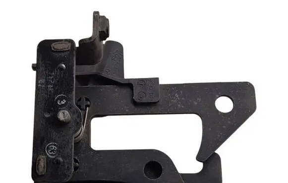 Mercedes-Benz E C207 W207 Engine bonnet/hood lock/latch loop/hook A2048800064