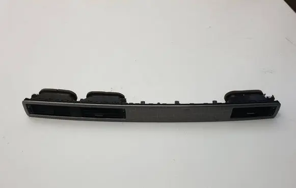 Volvo XC70 Dash center air vent grill 30715143 ESW567
