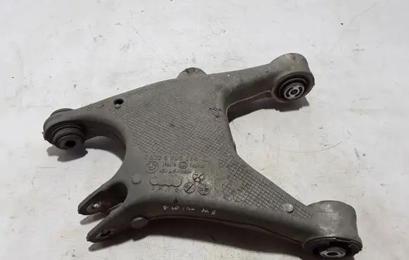 BMW 5 F10 F11 Rear upper control arm/wishbone 6865899