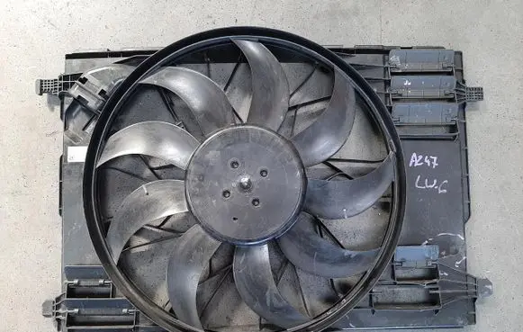 Mercedes-Benz B W247 Radiator cooling fan shroud A2479060200