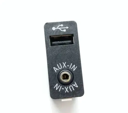 BMW 5 GT F07 USB socket connector 9237653