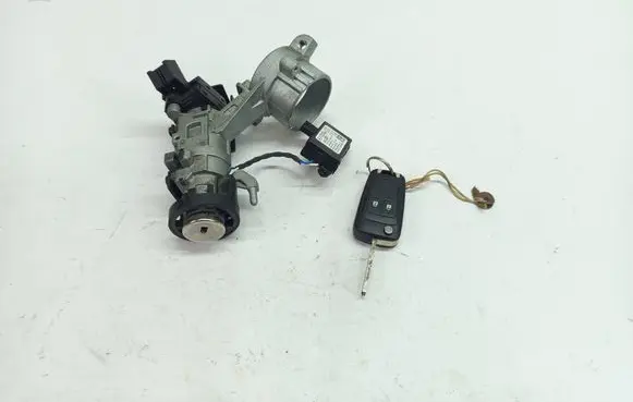 Opel Astra J Ignition lock 20939745
