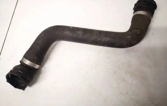 BMW 5 GT F07 Engine coolant pipe/hose 7789742
