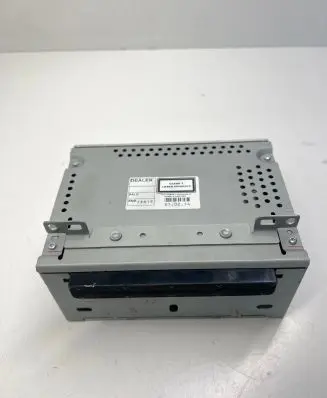 Radio/CD/DVD/GPS head unit