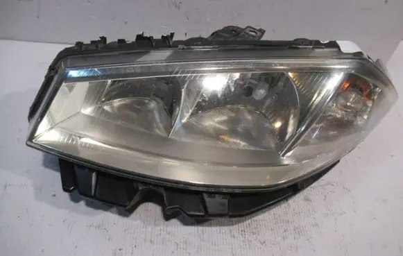 Renault Megane II Headlight/headlamp 8200073220