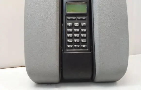 BMW 5 E39 Phone 6914933