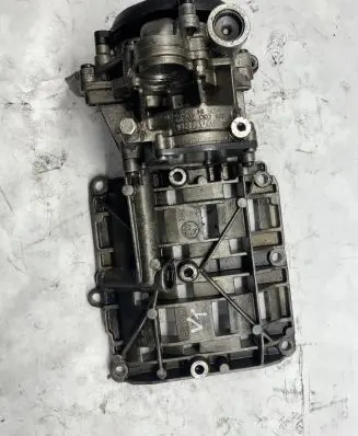 BMW 3 E90 E91 Oil pump 779801406