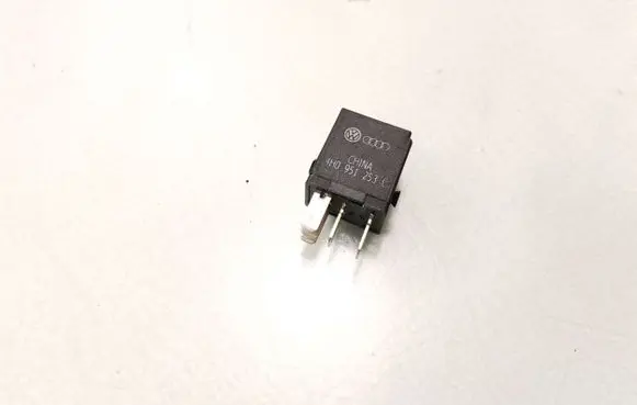 Audi A1 Other relay 4H0951253C