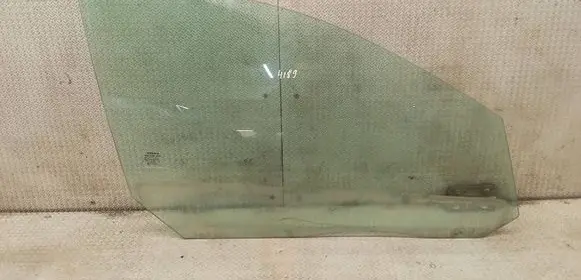 Volvo V70 Front door window glass four-door 
