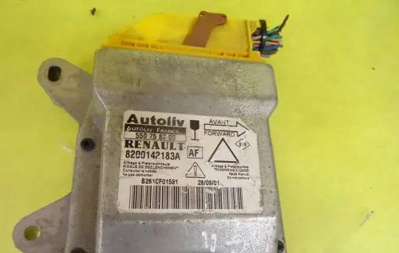 Renault Laguna II Airbag control unit/module 8200142183A 550758700
