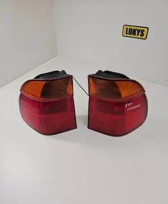 BMW 5 E39 Rear/tail lights 8361671 01220001149 8371327