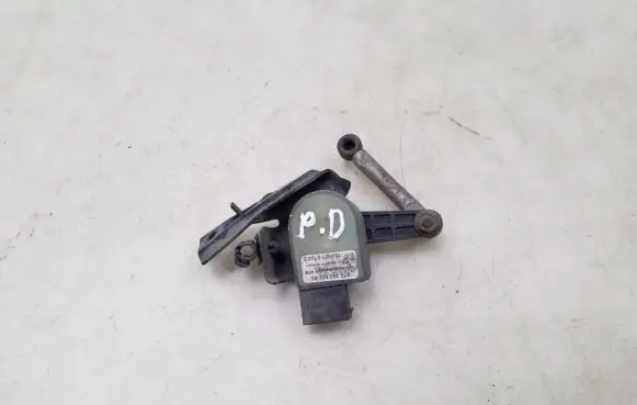 Porsche Panamera (970) Air suspension front height level sensor 97034302203