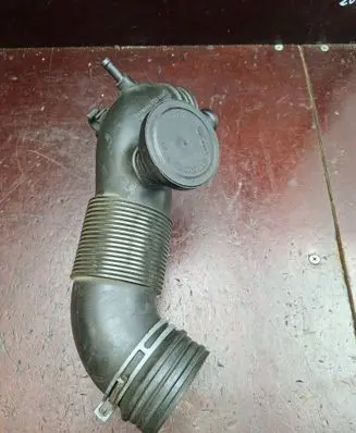 Seat Alhambra (Mk1) Turbo air intake inlet pipe/hose 7M3129615 446073 YM219R530AA