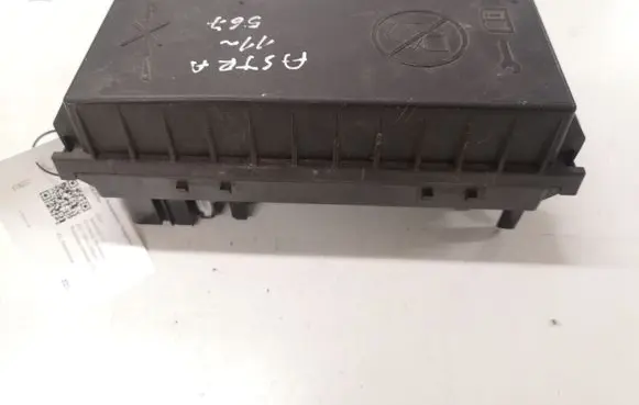 Opel Astra J Fuse box set C11000139
