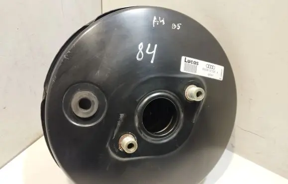 Audi A4 S4 B5 8D Brake booster 8D0612105A