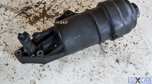 Audi A6 S6 C6 4F Oil filter mounting bracket 06E115405