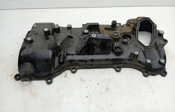 Lexus RX 450H Rocker cam cover