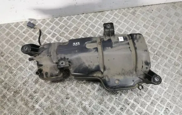 Land Rover Evoque II AdBlue liquid reservoir K8D25J228AB