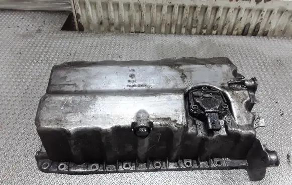 Volkswagen PASSAT B6 Oil sump AC43400