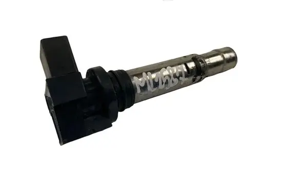 Volkswagen Golf VI High voltage ignition coil 036905715F