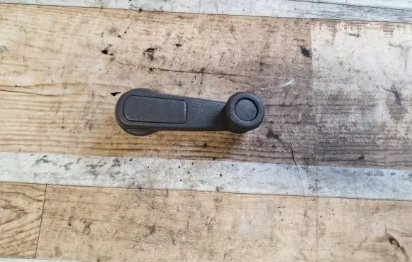 Mitsubishi Space Star Rear door window winding handle 