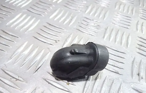 Ford Kuga I Other engine bay part