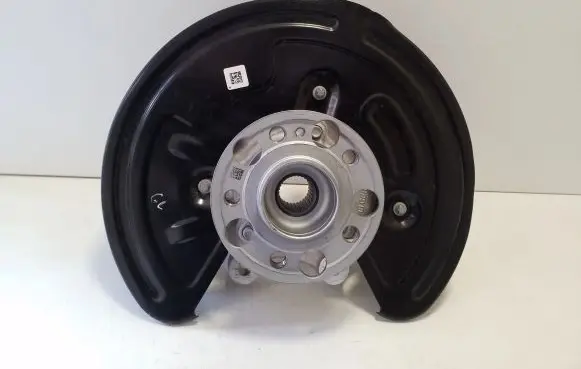 Mercedes-Benz GLC C254 Rear wheel hub A2140100