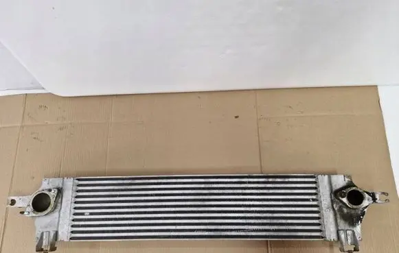 Nissan Qashqai Intercooler radiator