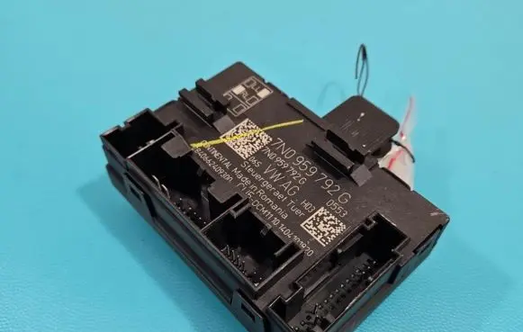 Seat Alhambra (Mk2) Central body control module 7N0959792G IMPRK1392827