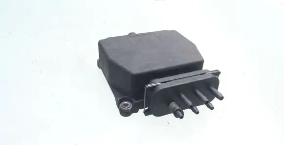 Volkswagen Touran I Turbo solenoid valve 6Q0131075 6Q0906625