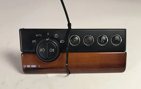 Maserati Quattroporte Central console control unit N117F