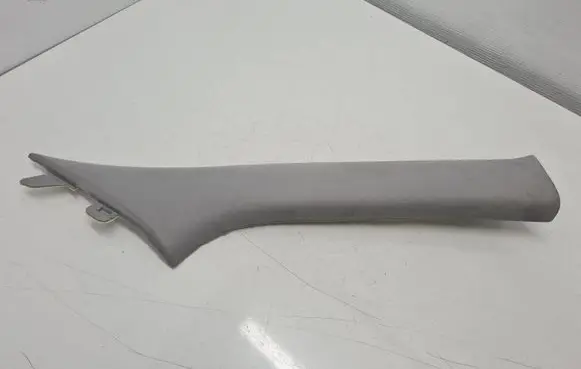 Hyundai Santa Fe (A) pillar trim 858202W200