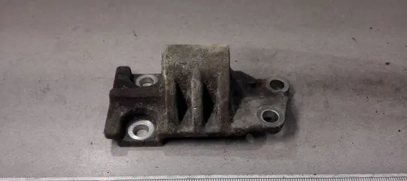 Opel Vectra C Generator/alternator bracket 