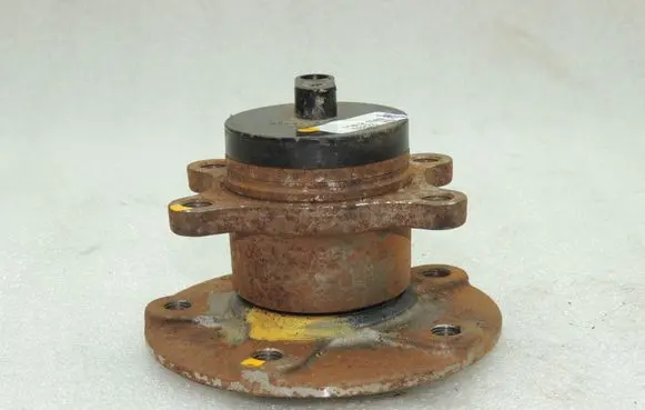 Suzuki SX4 Rear wheel hub 4340280J02
