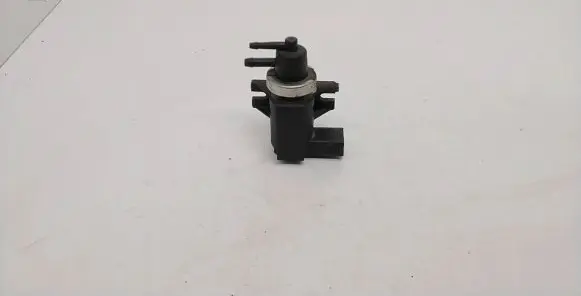 Volkswagen Golf IV Turbo solenoid valve 1J0906627 00T291 72290320