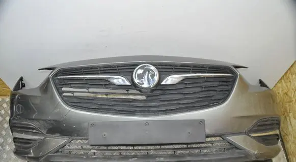Opel Insignia B Front bumper Z10A