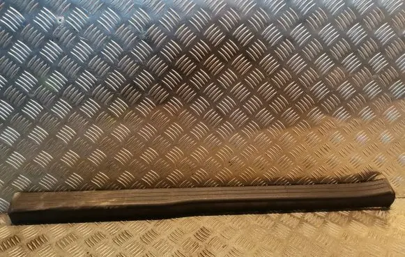 Mercedes-Benz CLK A209 C209 Front sill trim cover 2096800835