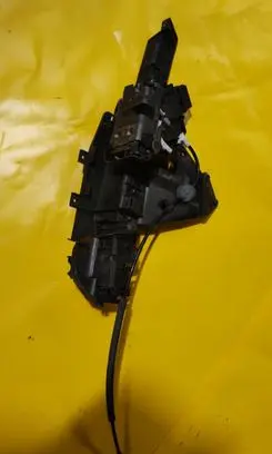 Ford Focus C-MAX Front door lock FA10B08P