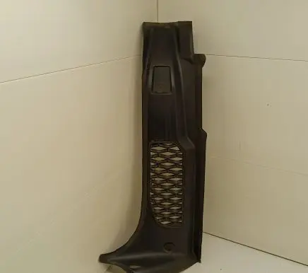 Land Rover Discovery 5 Trunk grilles HY3244248AD