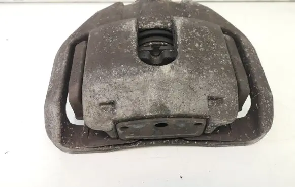 BMW 5 E60 E61 Front brake caliper 6030324