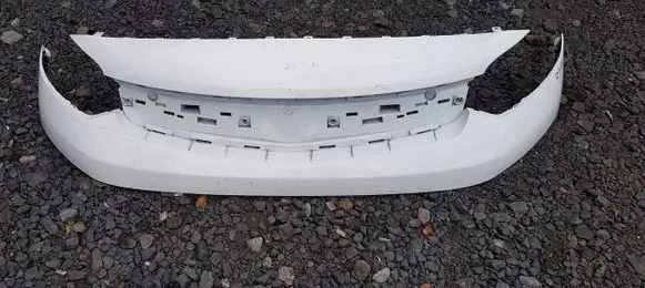 Opel Zafira C Front grill