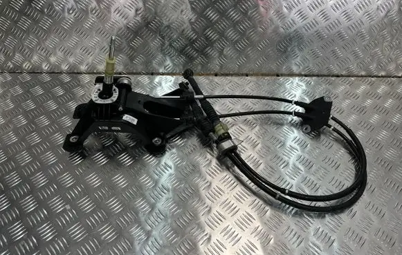 Mazda 3 Gear selector/shifter in gearbox BCKN-46100-A
